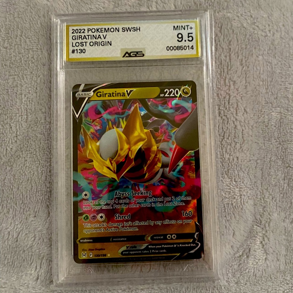 Giratina V Lost Origin Graded 9.5 Mint+